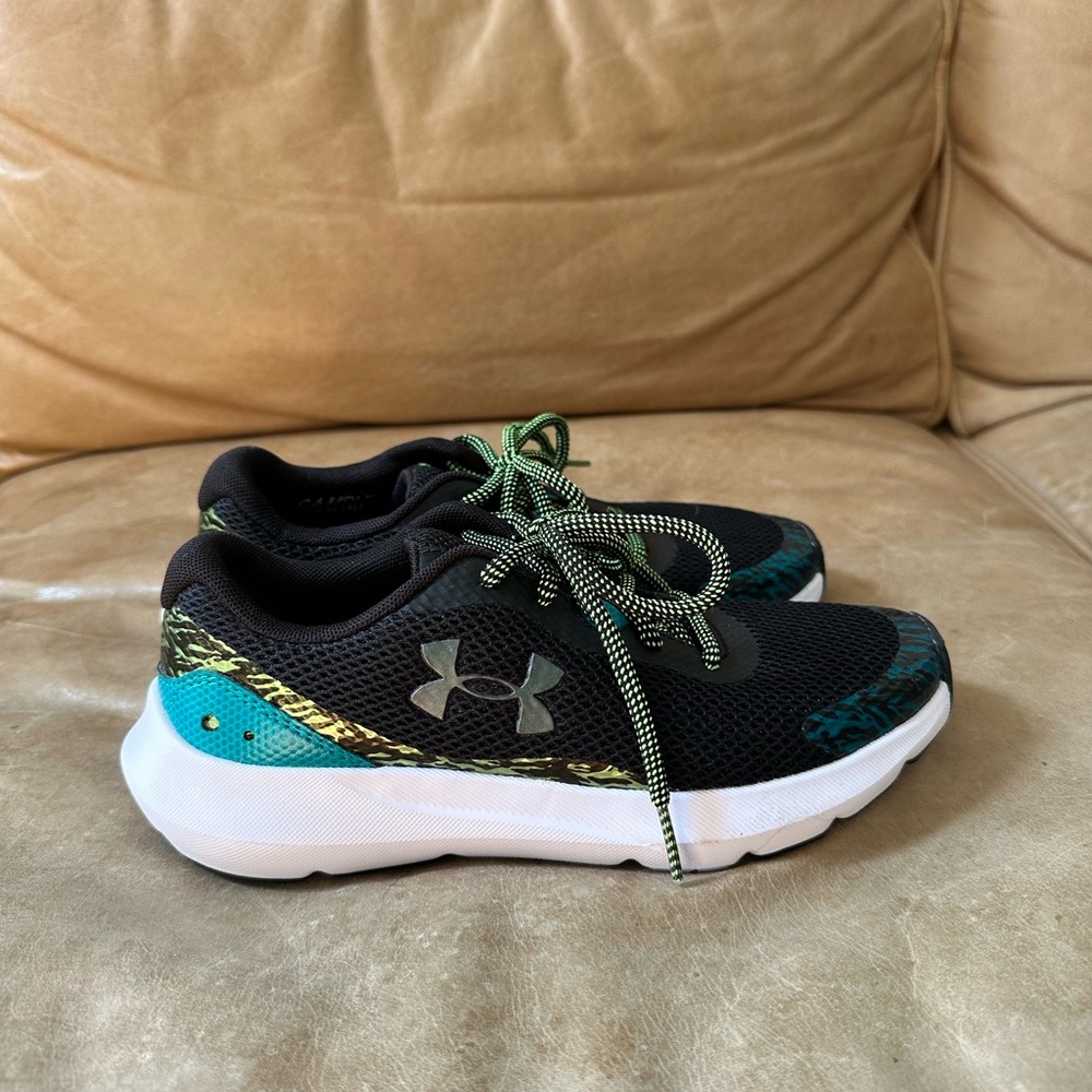 Under Armour Kids' Black and Teal Sneakers, Size 4Y
